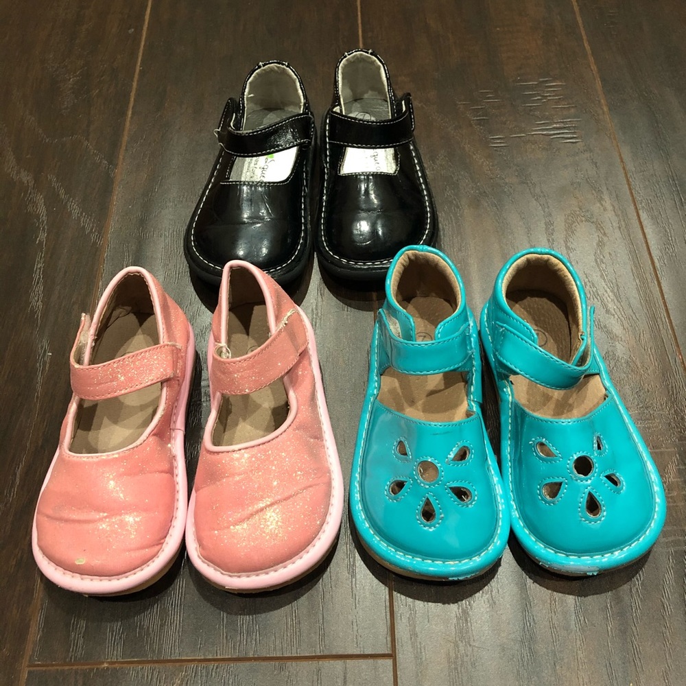 3 pairs of Wee Squeak shoes size 8.